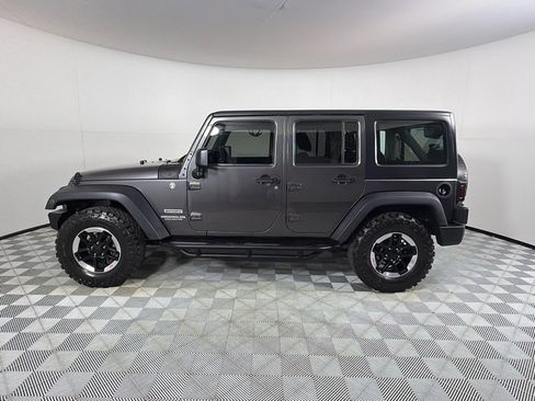 Used 2014 Jeep Wrangler Unlimited Sport w/ Connectivity Group AWD/4WD image 8