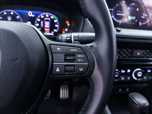 Used 2023 Honda Accord Sport image 35