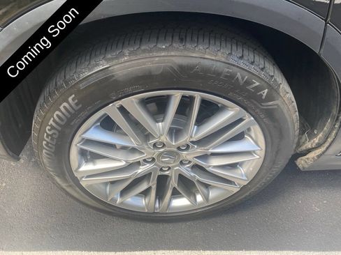 Used 2022 Acura MDX w/ Advance Package AWD/4WD image 10
