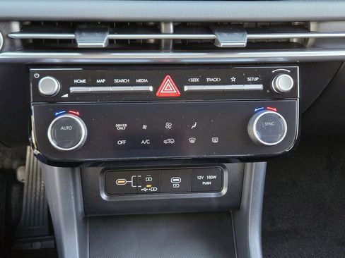 New 2026 Hyundai Tucson Blue SE image 13