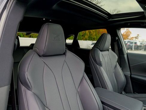 Used 2023 Lexus RX 350 F Sport image 39