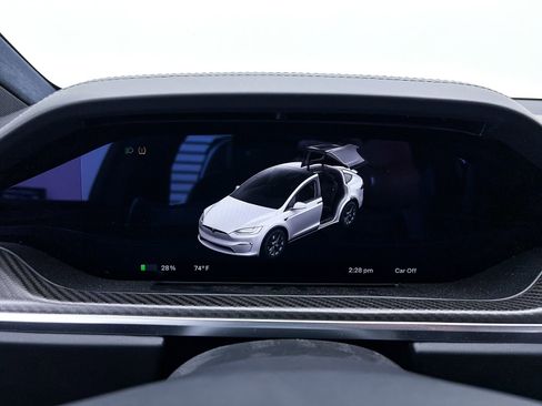 Used 2022 Tesla Model X Plaid image 30