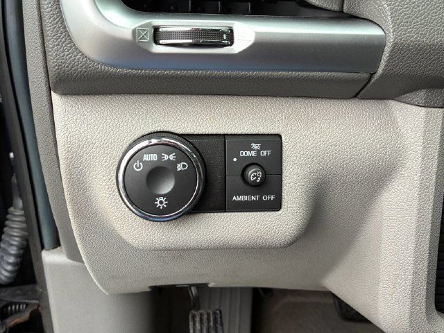 Used 2016 GMC Acadia SLE FWD image 18