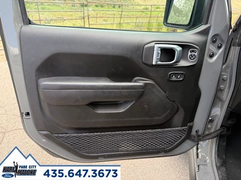 Used 2023 Jeep Wrangler Unlimited w/ Cold Weather Group AWD/4WD image 13