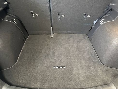 Used 2022 Nissan Kicks S FWD image 22