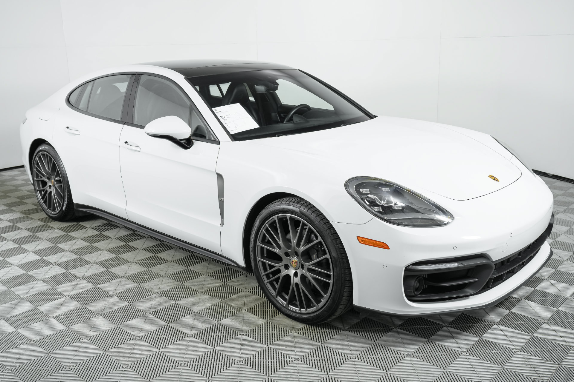 Used 2023 Porsche Panamera Platinum Edition RWD image 76