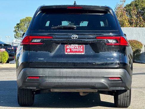 Certified 2025 Toyota Grand Highlander AWD image 8