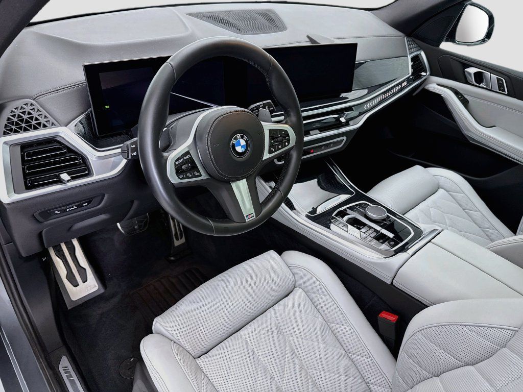 Certified 2024 BMW X5 sDrive40i w/ M Sport Package RWD image 9