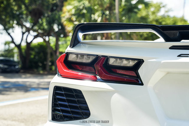 Used 2021 Chevrolet Corvette Stingray Premium Conv w/ Z51 Performance Package RWD image 53