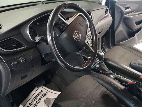 Used 2019 Buick Encore Preferred AWD/4WD image 9