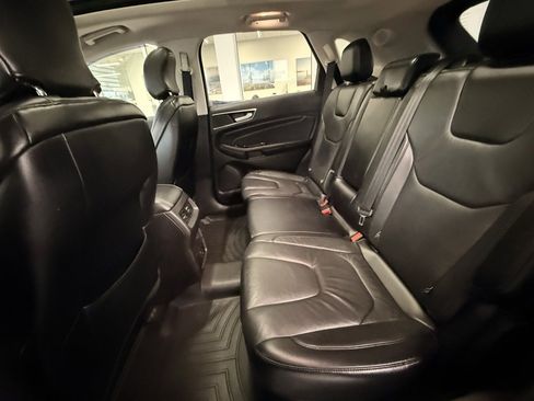 Used 2015 Ford Edge Titanium image 20