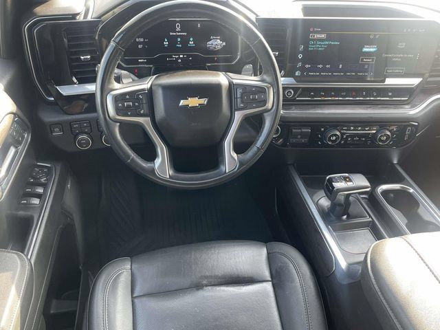 Used 2024 Chevrolet Silverado 1500 LTZ AWD/4WD image 13