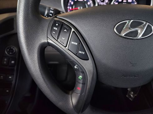 Used 2014 Hyundai Elantra SE w/ Option Group 02 image 10