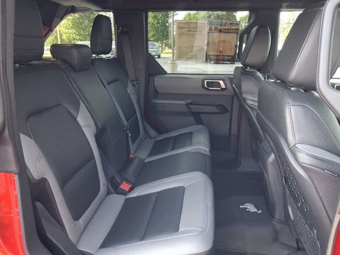 Used 2023 Ford Bronco Big Bend AWD/4WD image 18