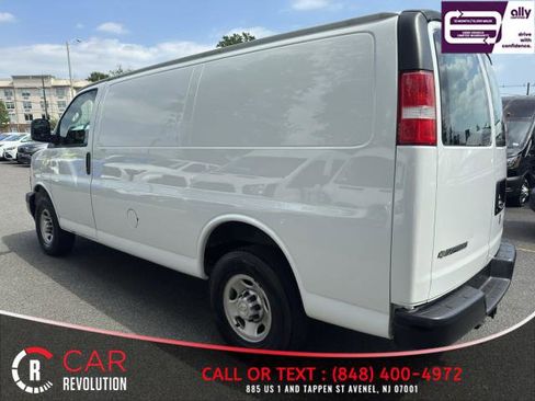 Used 2020 Chevrolet Express 2500 w/ Driver Convenience Package image 4