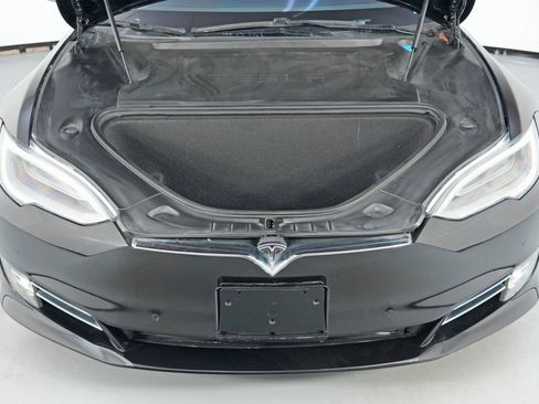 Used 2019 Tesla Model S 100D image 8