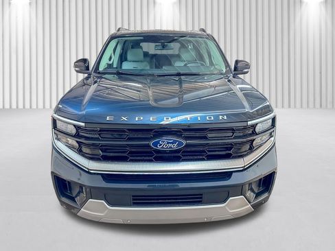 New 2025 Ford Expedition Max Platinum w/ Driver's Package AWD/4WD image 11