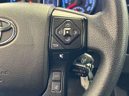 Used 2023 Toyota Tacoma SR image 29