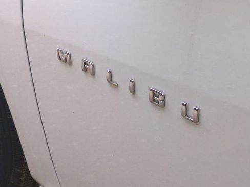 Used 2023 Chevrolet Malibu LS FWD image 13