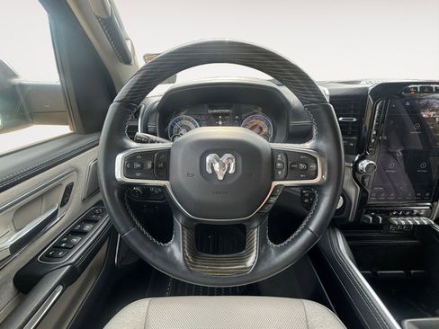 Used 2022 RAM 1500 Limited image 12