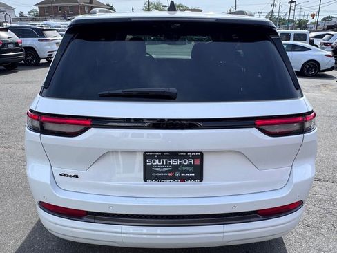 New 2026 Jeep Grand Cherokee Limited AWD/4WD image 6
