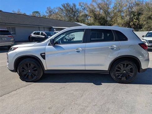 Used 2025 Mitsubishi Outlander Sport LE image 7