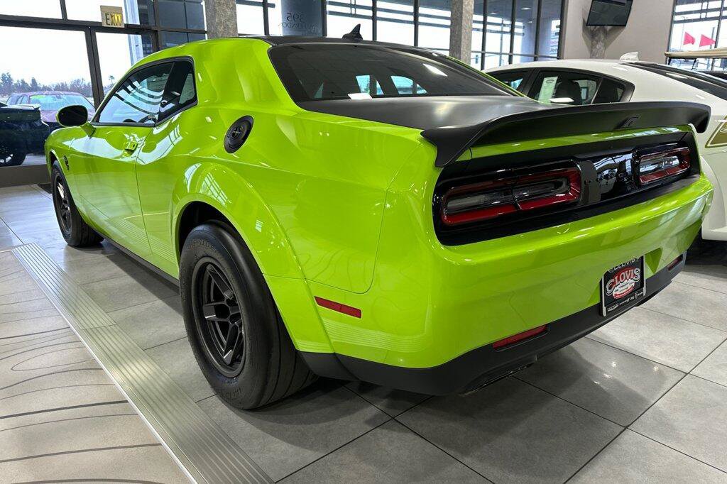 New 2023 Dodge Challenger SRT Hellcat Redeye RWD image 4