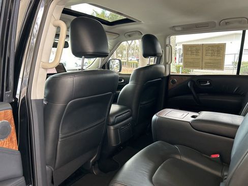 Used 2022 Nissan Armada SL w/ Captain's Chairs Package image 47
