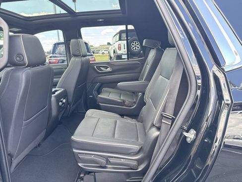 Used 2022 GMC Yukon SLT w/ SLT Premium Package AWD/4WD image 14