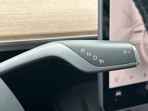 Used 2023 Tesla Model 3 Standard Range RWD image 21