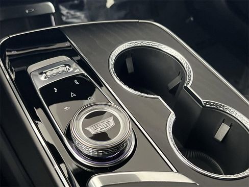 New 2026 Cadillac Lyriq V image 21