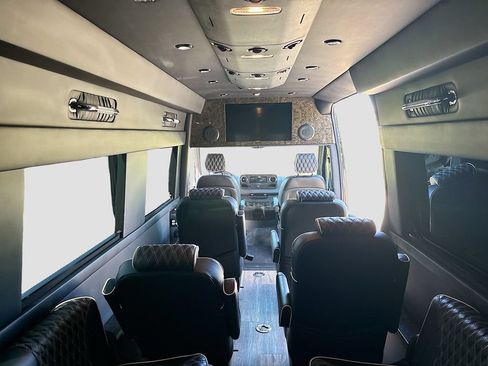 Used 2022 Mercedes-Benz Sprinter 3500 image 45