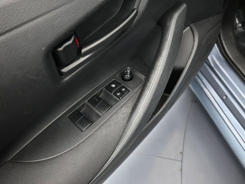 Used 2022 Toyota Corolla LE image 13