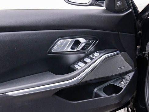 Certified 2025 BMW 330i xDrive Sedan w/ Premium Package image 14