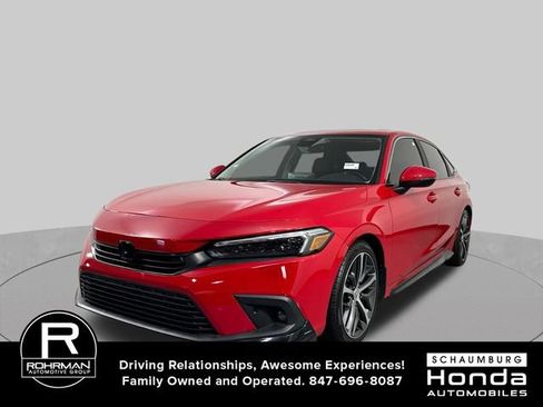 Used 2022 Honda Civic Touring image 2