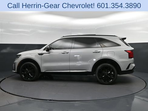 Used 2023 Kia Sorento SX AWD/4WD image 4