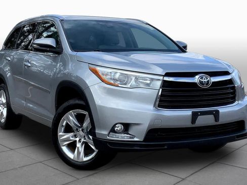 Used 2015 Toyota Highlander Limited Platinum image 1