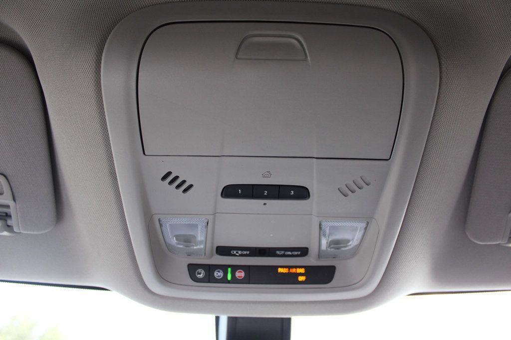 Used 2019 Buick Enclave Essence FWD image 32