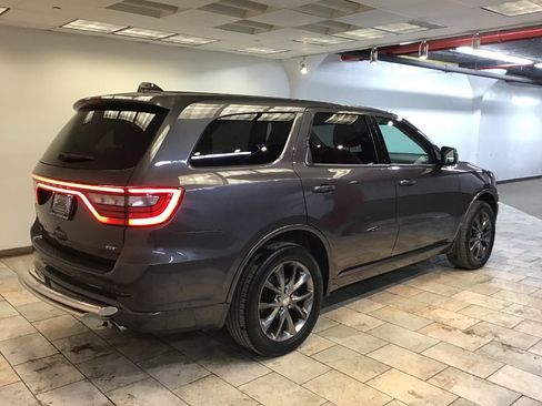 Used 2018 Dodge Durango GT image 3