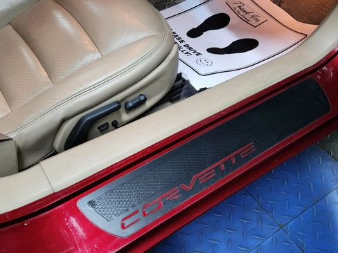 Used 2007 Chevrolet Corvette Convertible w/ Preferred Equipment Group image 21
