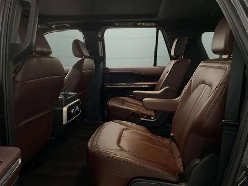 Used 2024 Ford Expedition Max Limited image 18
