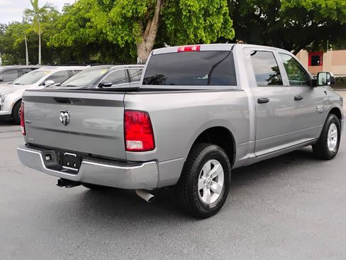Used 2022 RAM 1500 Classic SLT w/ Trailer & Traction Group RWD image 10