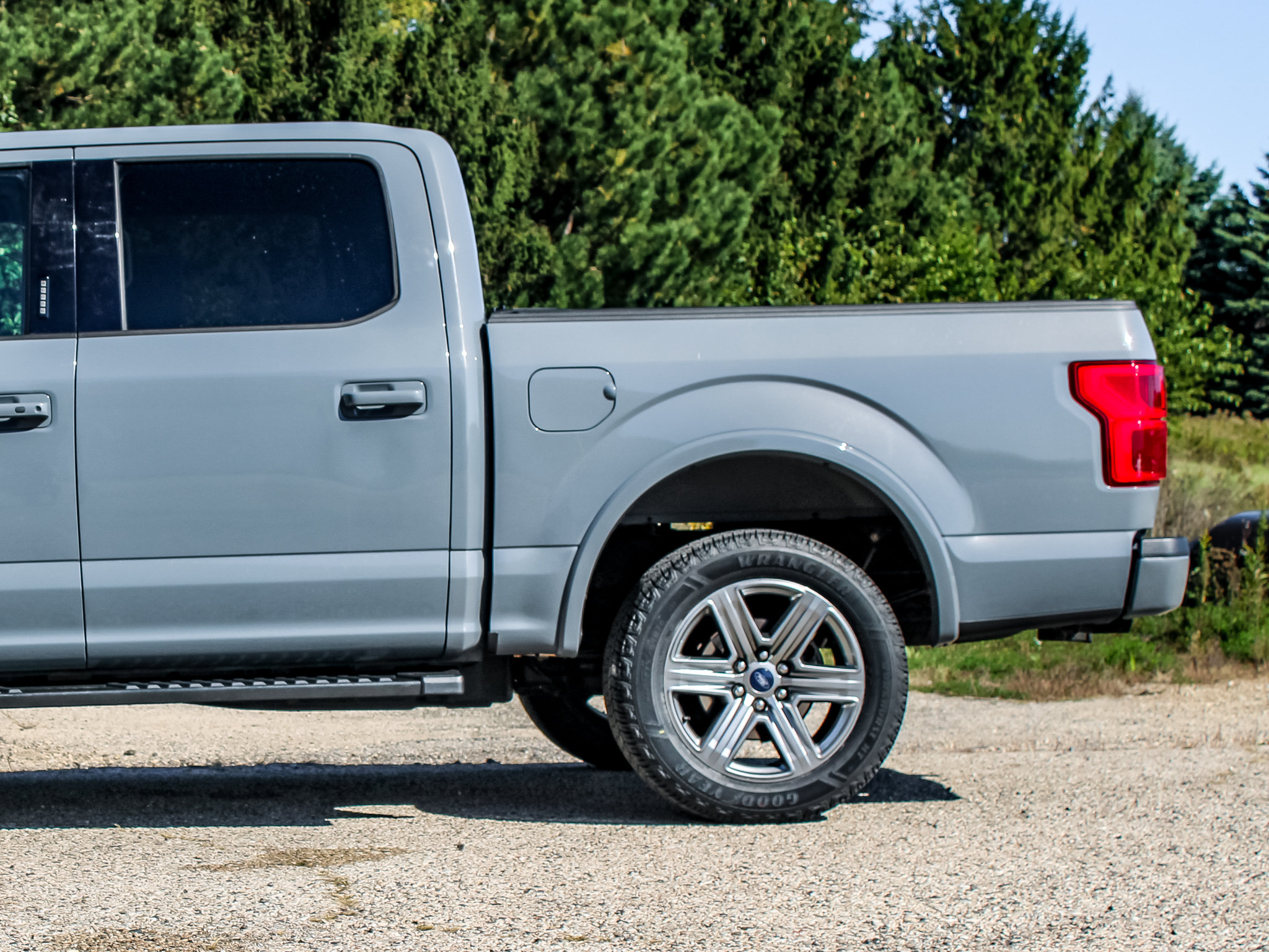Used 2019 Ford F150 Lariat w/ Equipment Group 502A Luxury AWD/4WD image 40