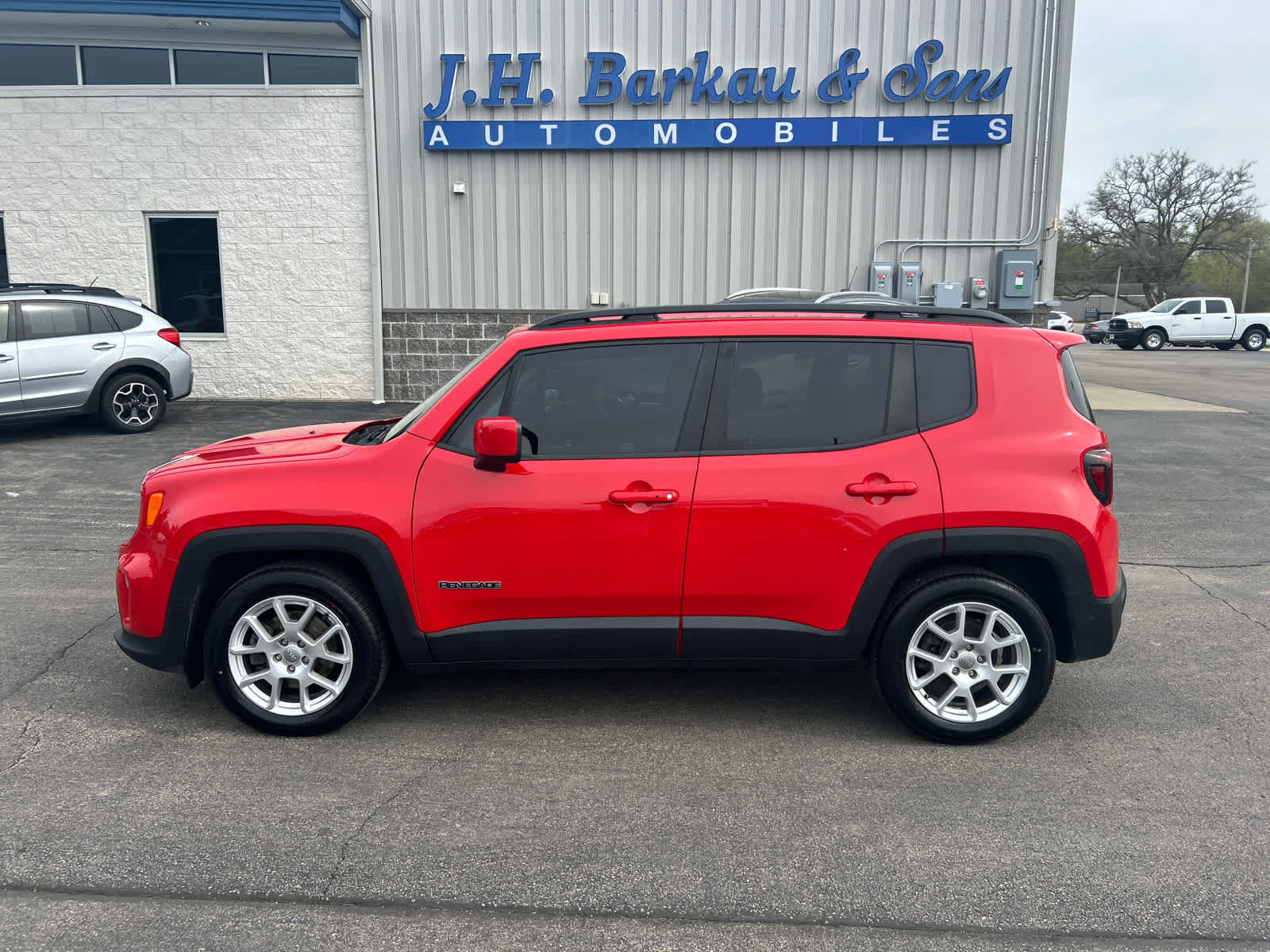 Used 2021 Jeep Renegade Latitude w/ Luxury Group I FWD image 6