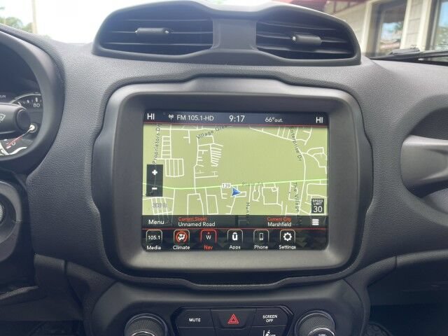 Used 2023 Jeep Renegade Altitude w/ Sun/Sound Group AWD/4WD image 25
