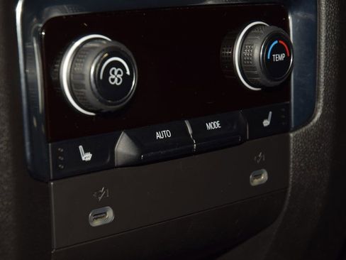 Used 2023 Chevrolet Tahoe High Country image 42