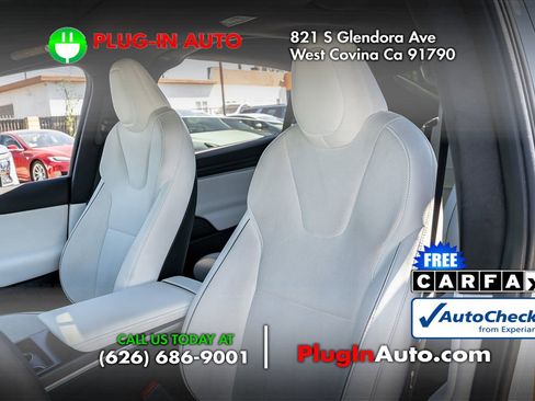 Used 2022 Tesla Model X Plaid image 9
