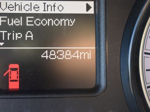 Used 2022 RAM 1500 Tradesman w/ Chrome Appearance Group image 22