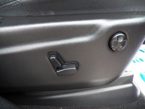 Used 2015 Jeep Grand Cherokee Limited image 12