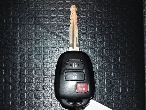 Used 2020 Toyota Tacoma TRD Sport image 24